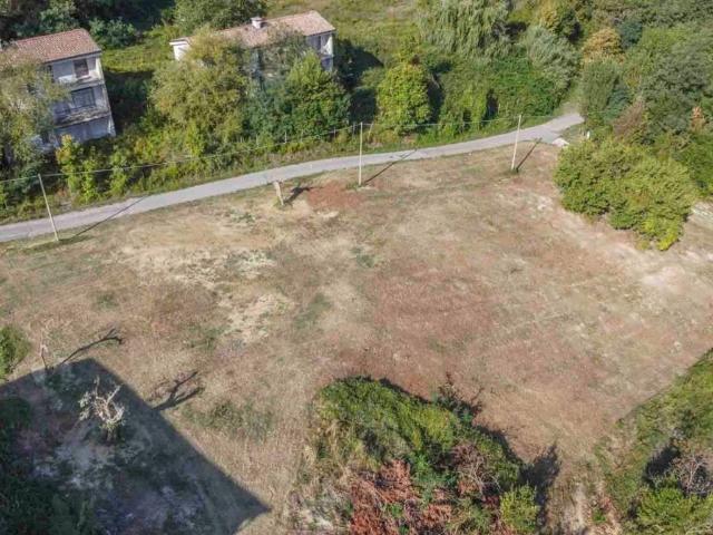 Terreno in vendita a Montescudo