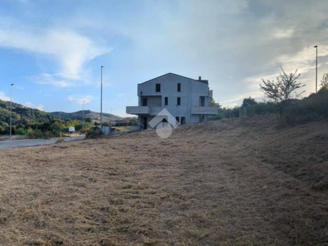 Terreno in vendita a Taverna, Monte Colombo