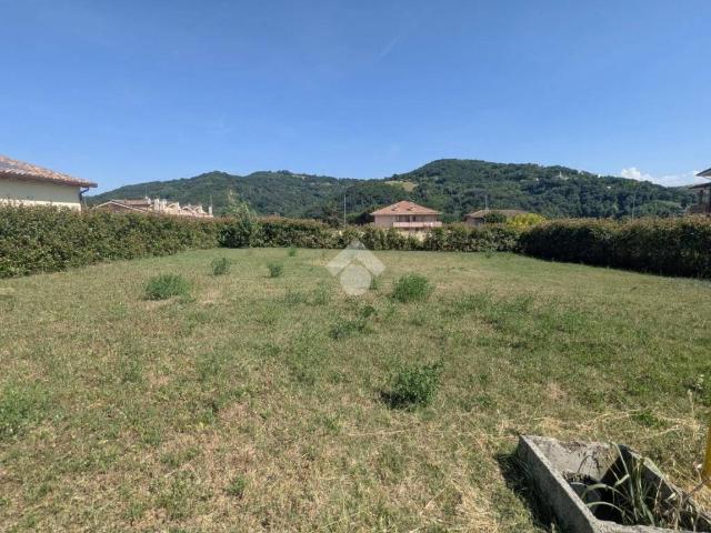 Terreno in vendita a Montescudo-Monte Colombo, Monte Colombo