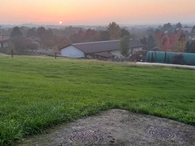 Terreno in vendita a Monticello, Lombardia