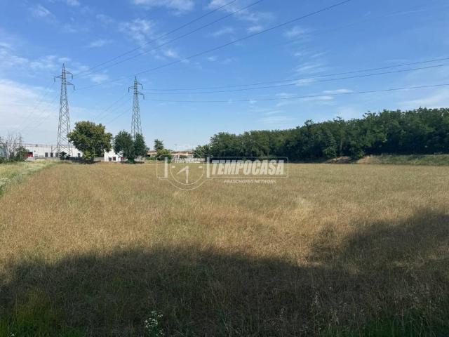 Terreno in vendita a Montichiari, Lombardia