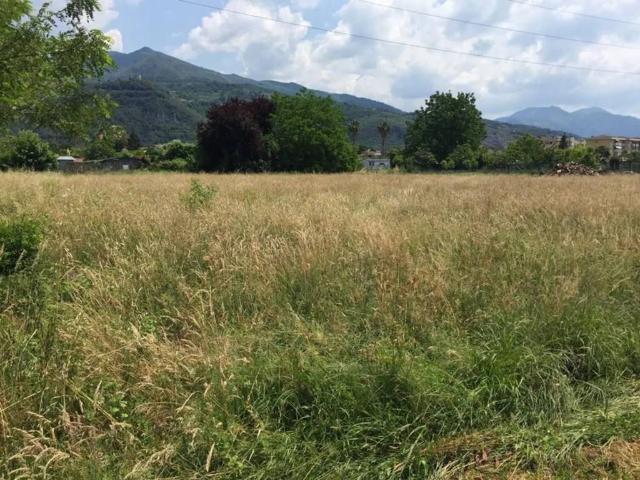 Terreno in vendita a Cervaiolo, Montignoso