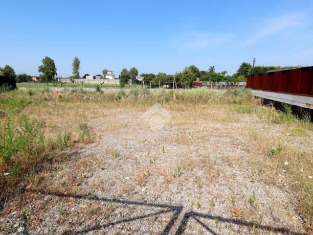 Terreno in vendita a Montirone, Lombardia