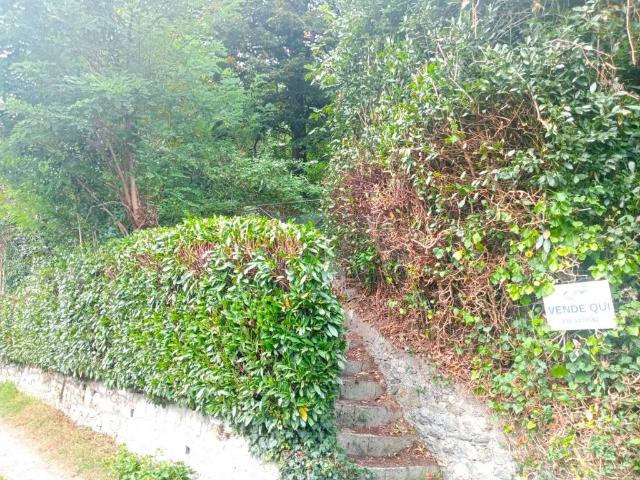 Terreno in vendita a Montorfano, Lombardia