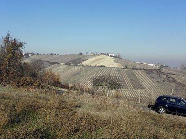 Terreno in vendita a Montù Beccaria, Lombardia