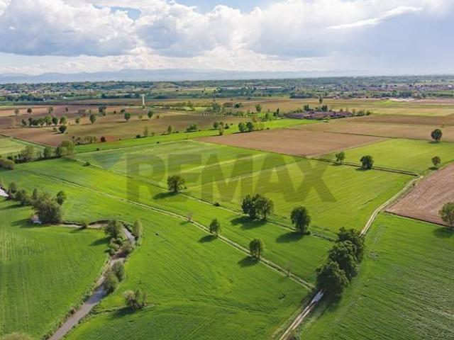 Terreno in vendita a Morazzone, Lombardia