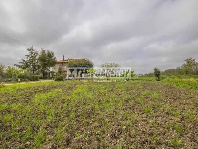 Terreno in vendita a Marche, Macerata