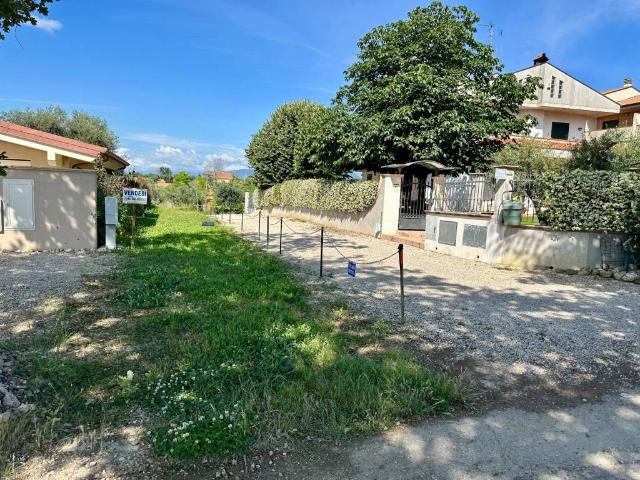 Terreno in vendita a Mosciano Sant'angelo, Abruzzo