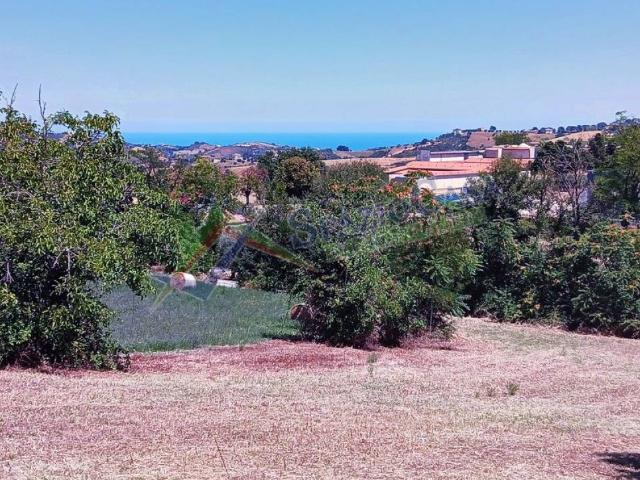 Terreno in vendita a Mosciano Sant'angelo, Abruzzo