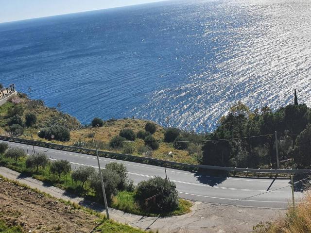 Terreno in vendita a Calabria, Reggio Calabria