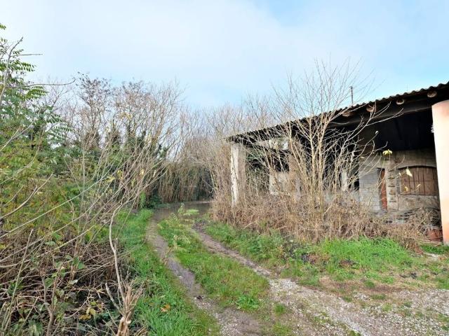 Terreno in vendita a Mozzecane, Veneto