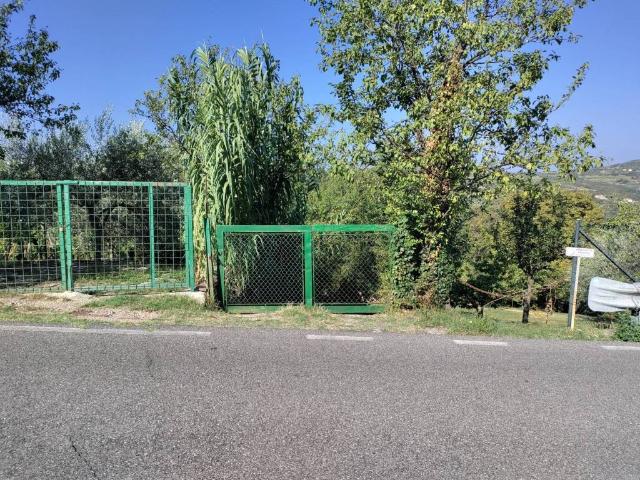 Terreno in vendita a Santa Barbara / Korošci, Muggiò