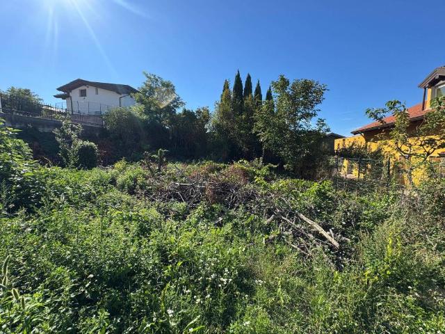 Terreno in vendita a Santa Barbara / Korošci, Muggiò