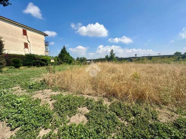 Terreno in vendita a Paratina, Campania