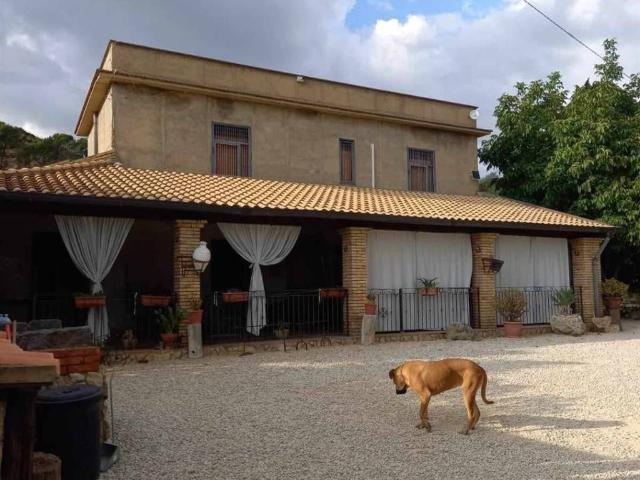Terreno in vendita a Naro, Sicilia