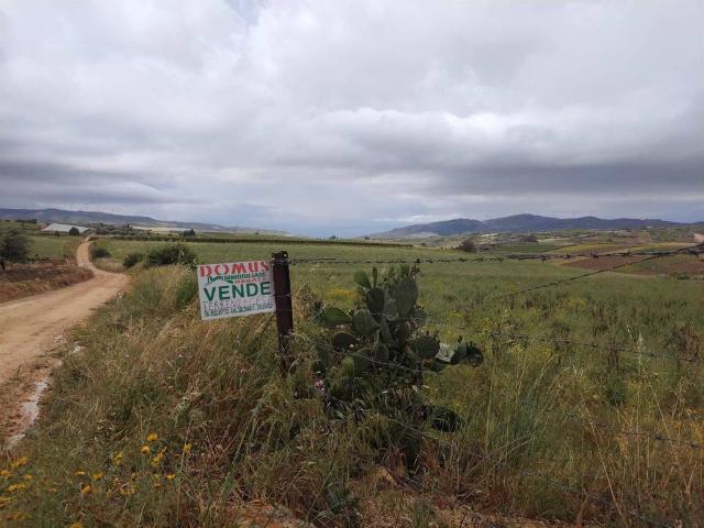 Terreno in vendita a Naro, Sicilia