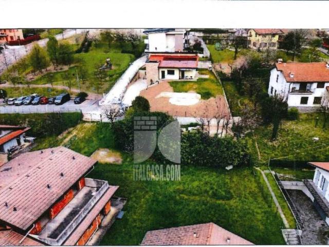 Terreno in vendita a Nembro, Lombardia