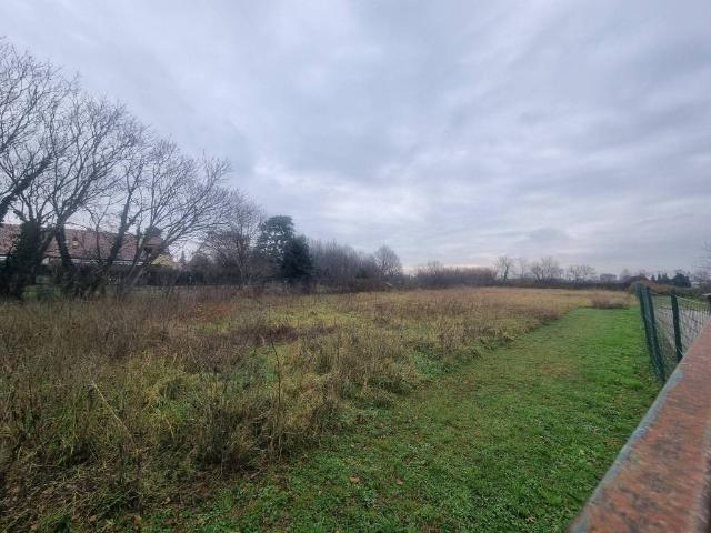 Terreno in vendita a Cantone, Nerviano