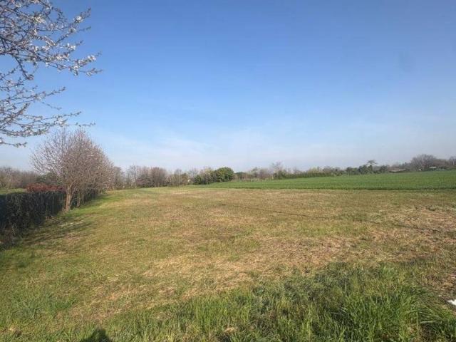 Terreno in vendita a Garbatola, Nerviano