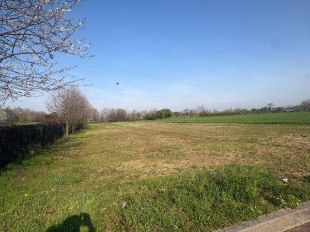 Terreno in vendita a Garbatola, Nerviano