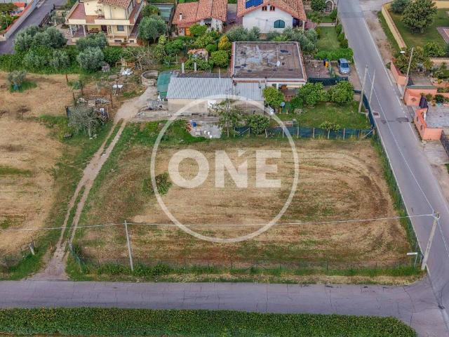 Terreno in vendita a Cavallo Morto, Nettuno