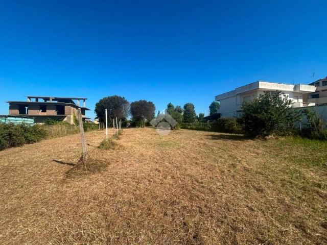 Terreno in vendita a Tre Cancelli, Roma Capitale