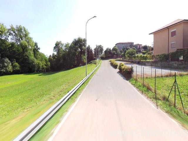 Terreno in vendita a Nibionno, Lombardia