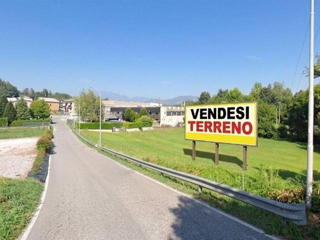 Terreno in vendita a Nibionno, Lombardia