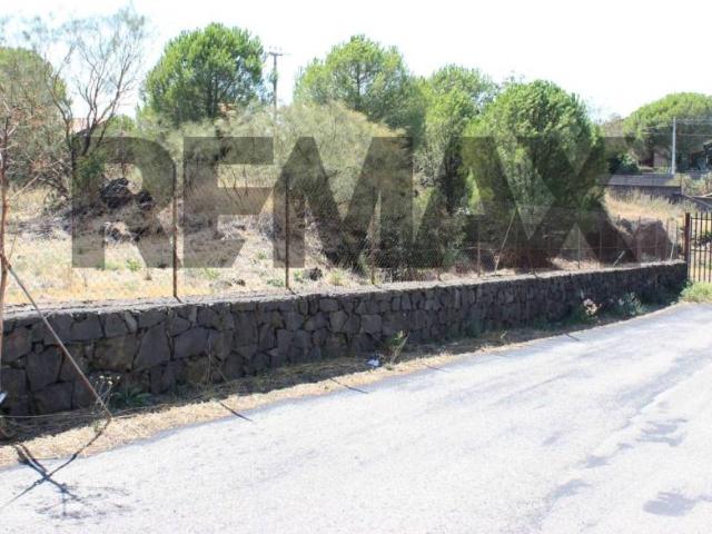 Terreno in vendita a Nicolosi, Sicilia