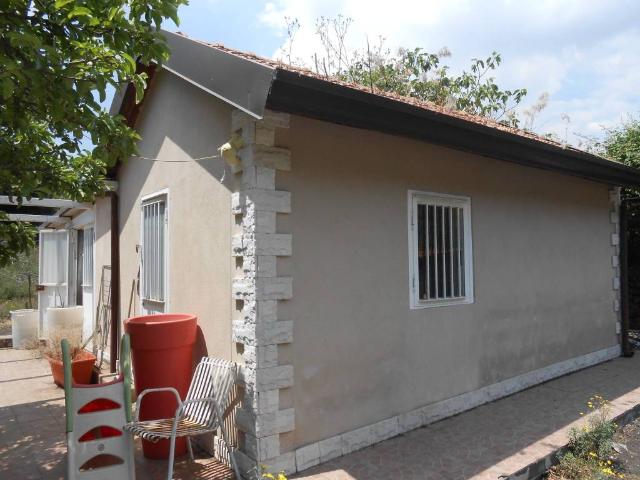 Terreno in vendita a Nicolosi, Sicilia