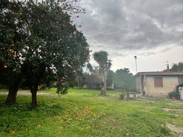 Terreno in vendita a Nocera Inferiore, Campania
