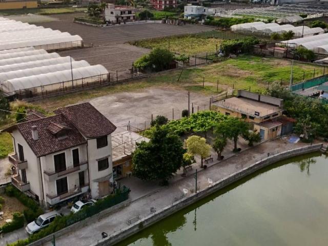 Terreno in vendita a Nocera Inferiore, Campania