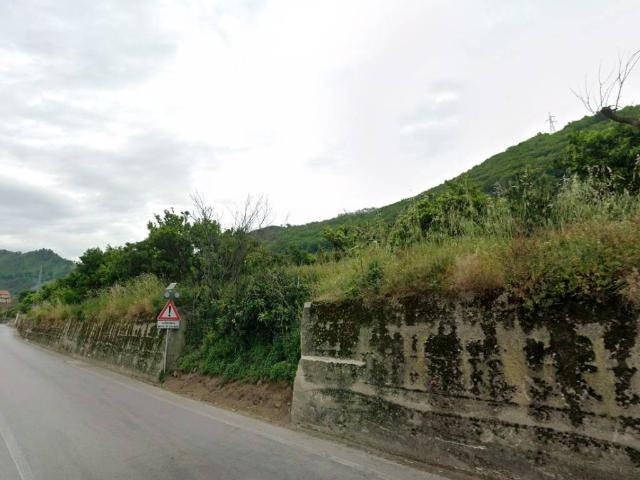 Terreno in vendita a Nocera Inferiore, Campania