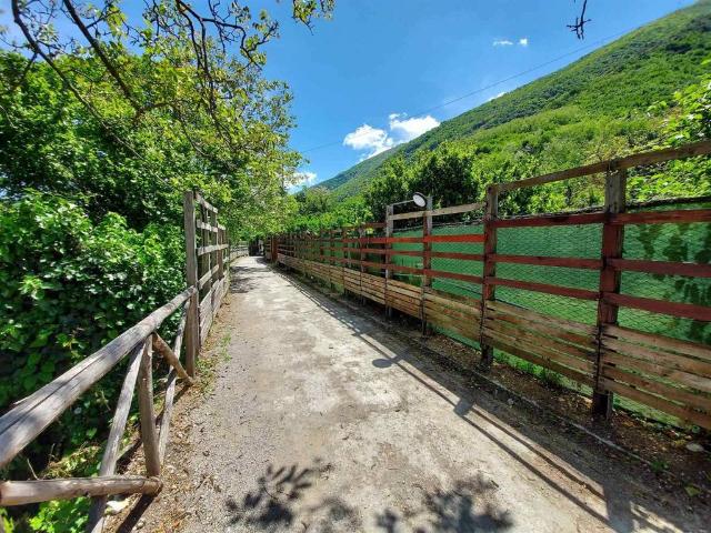 Terreno in vendita a Nocera Inferiore, Campania