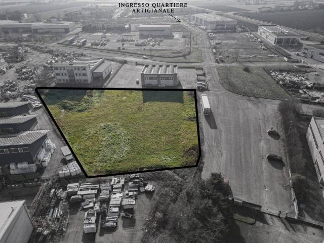 Terreno in vendita a Ponte Taro, Noceto