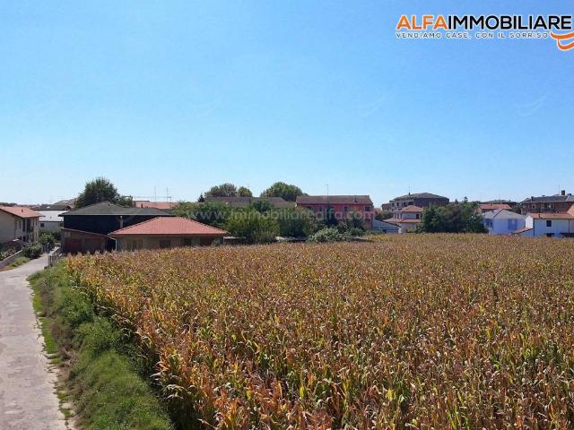 Terreno in vendita a Vignale Nuovo, Novara
