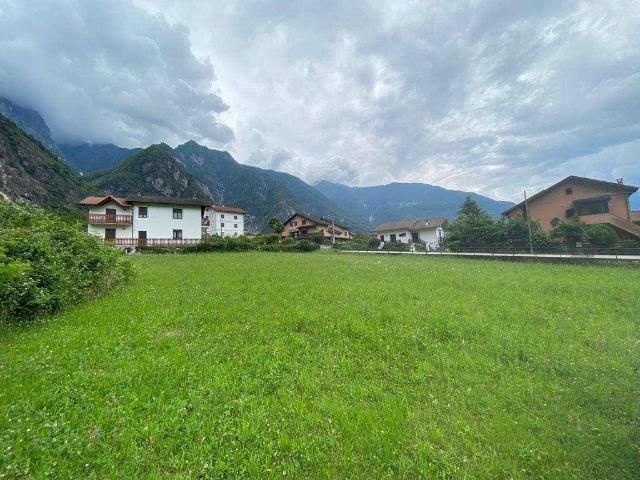 Terreno in vendita a Comunità montana della Valchiavenna, Novate Mezzola