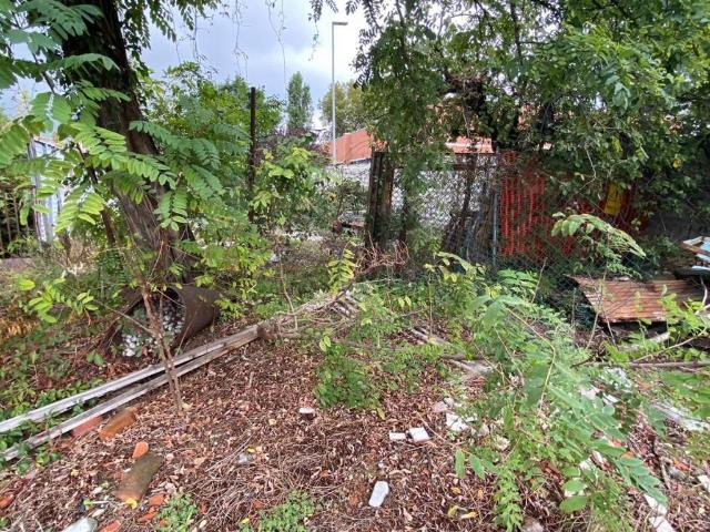 Terreno in vendita a Novate Milanese, Lombardia