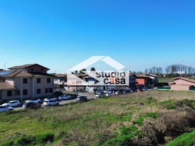 Terreno in vendita a Offanengo, Lombardia