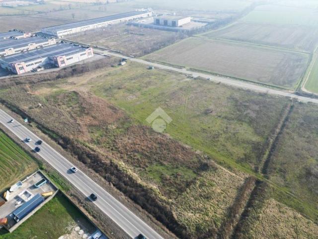Terreno in vendita a Offlaga, Lombardia