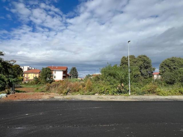 Terreno in vendita a Orbassano, Torino