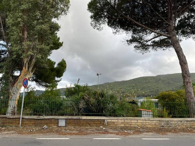 Terreno in vendita a Orbetello, Toscana