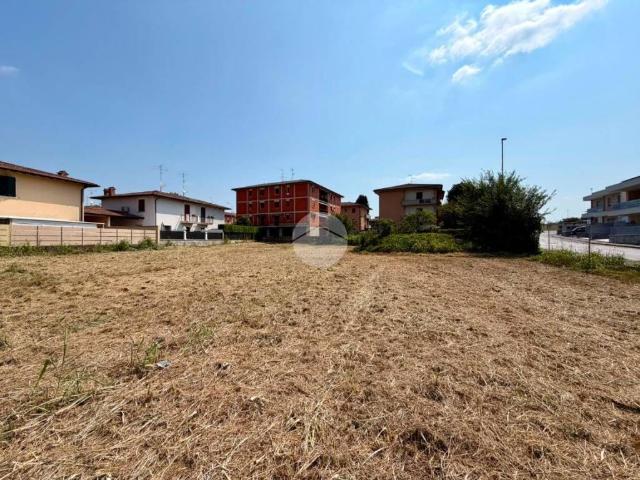 Terreno in vendita a Unione dei Comuni Bassa Bresciana Occidentale, Orzinuovi