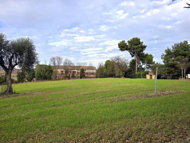 Terreno in vendita a Marche, Ancona