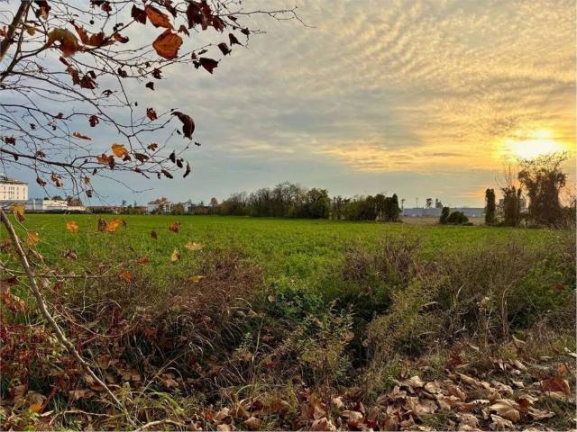 Terreno in vendita a Osio Sotto, Lombardia