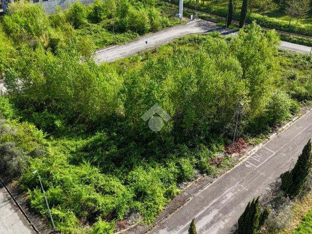 Terreno in vendita a Padenghe Sul Garda, Lombardia
