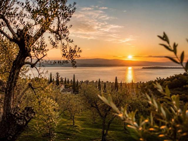 Terreno in vendita a Padenghe Sul Garda, Lombardia