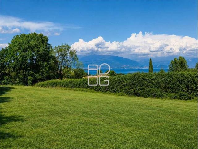 Terreno in vendita a Padenghe Sul Garda, Lombardia
