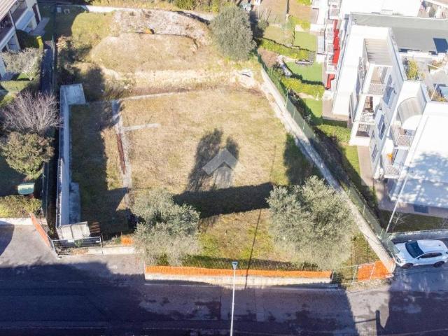 Terreno in vendita a Padenghe Sul Garda, Lombardia