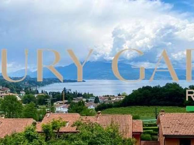 Terreno in vendita a Padenghe Sul Garda, Lombardia